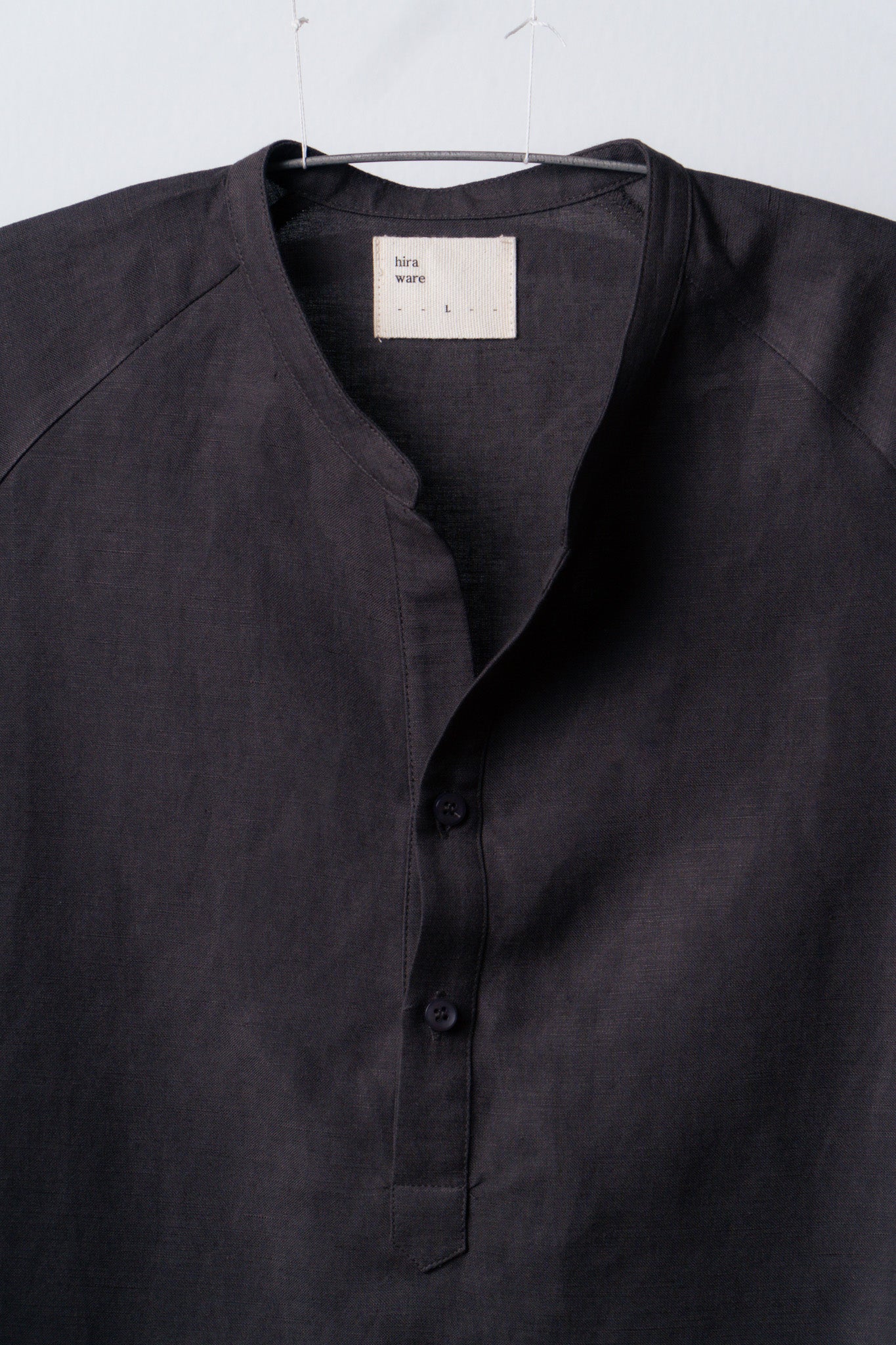 sw1 linen raglan henley [ash brown]