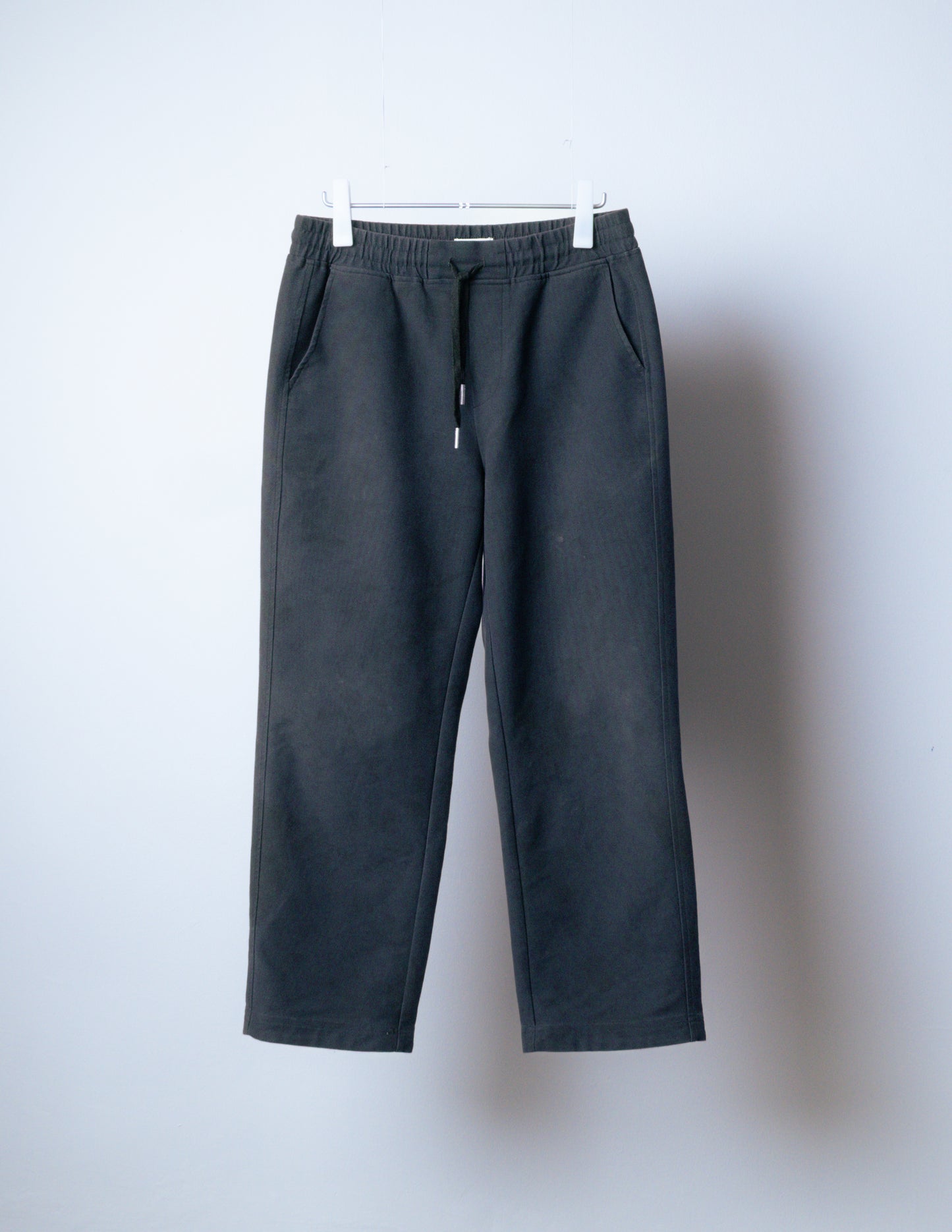 sw1 straight-leg relaxed twill trousers [gunmetal grey]