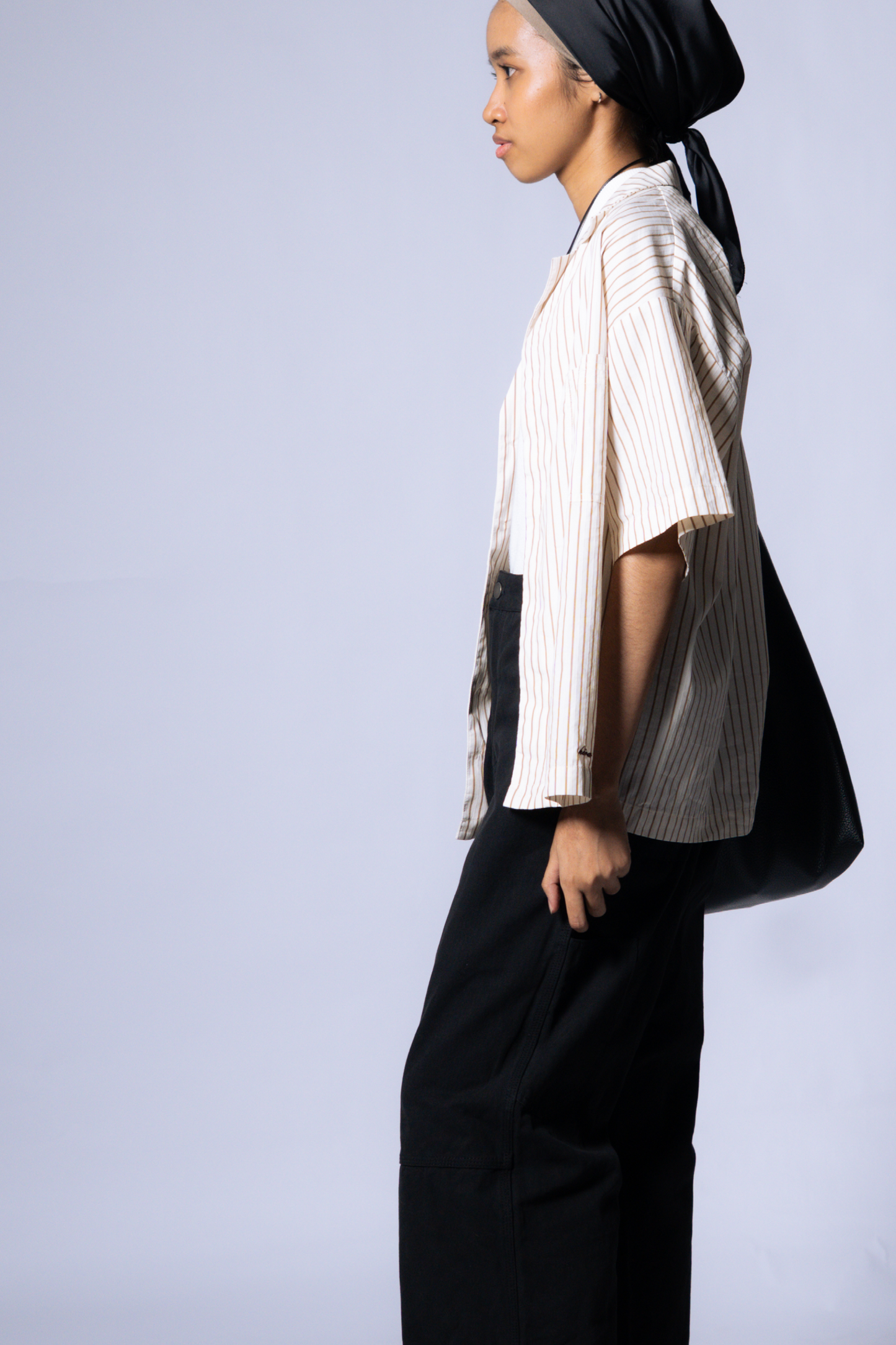 embroidered short-sleeve bowling shirt [pinstripe beige].