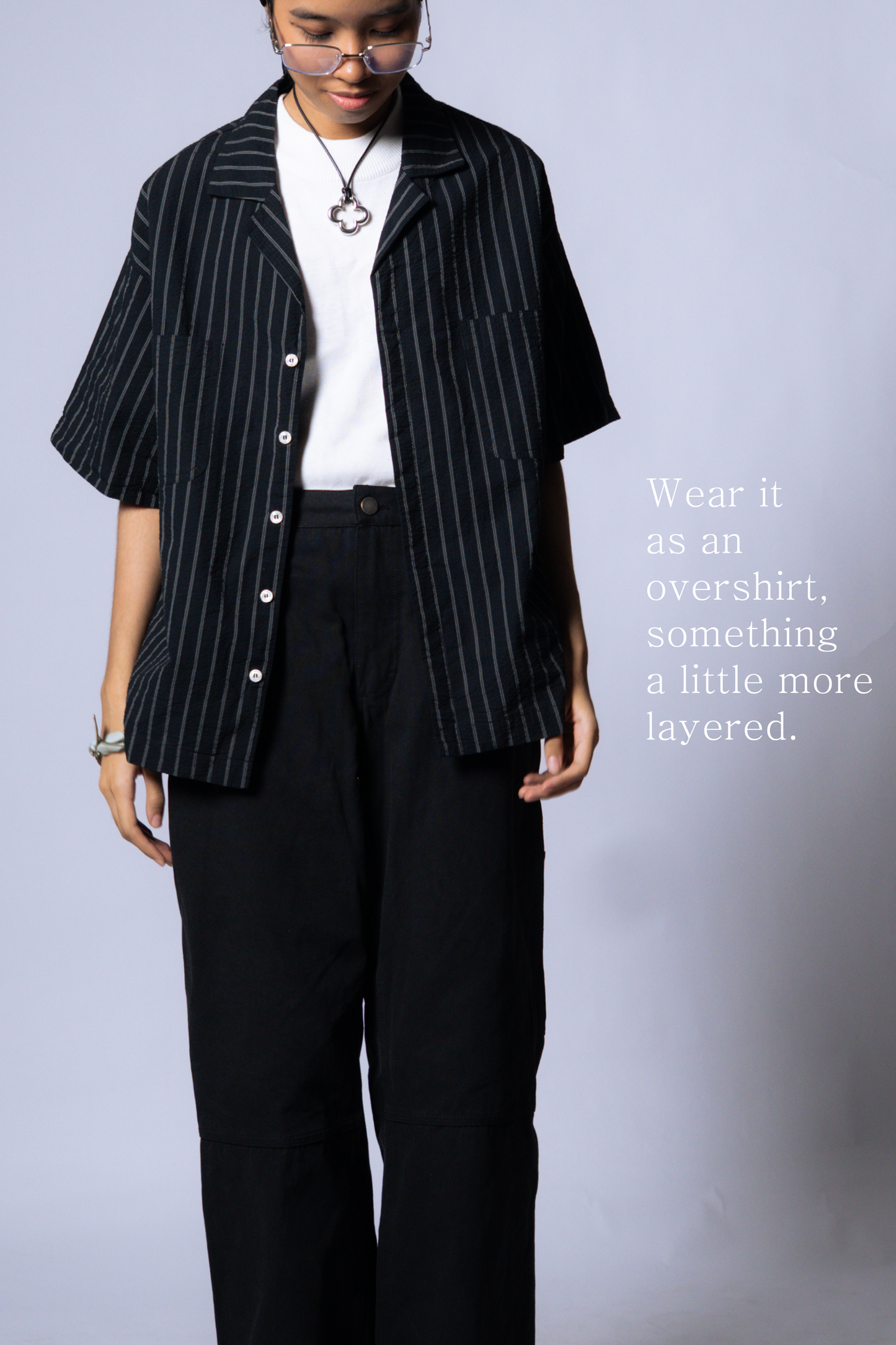 embroidered short-sleeve bowling shirt [seersucker black].