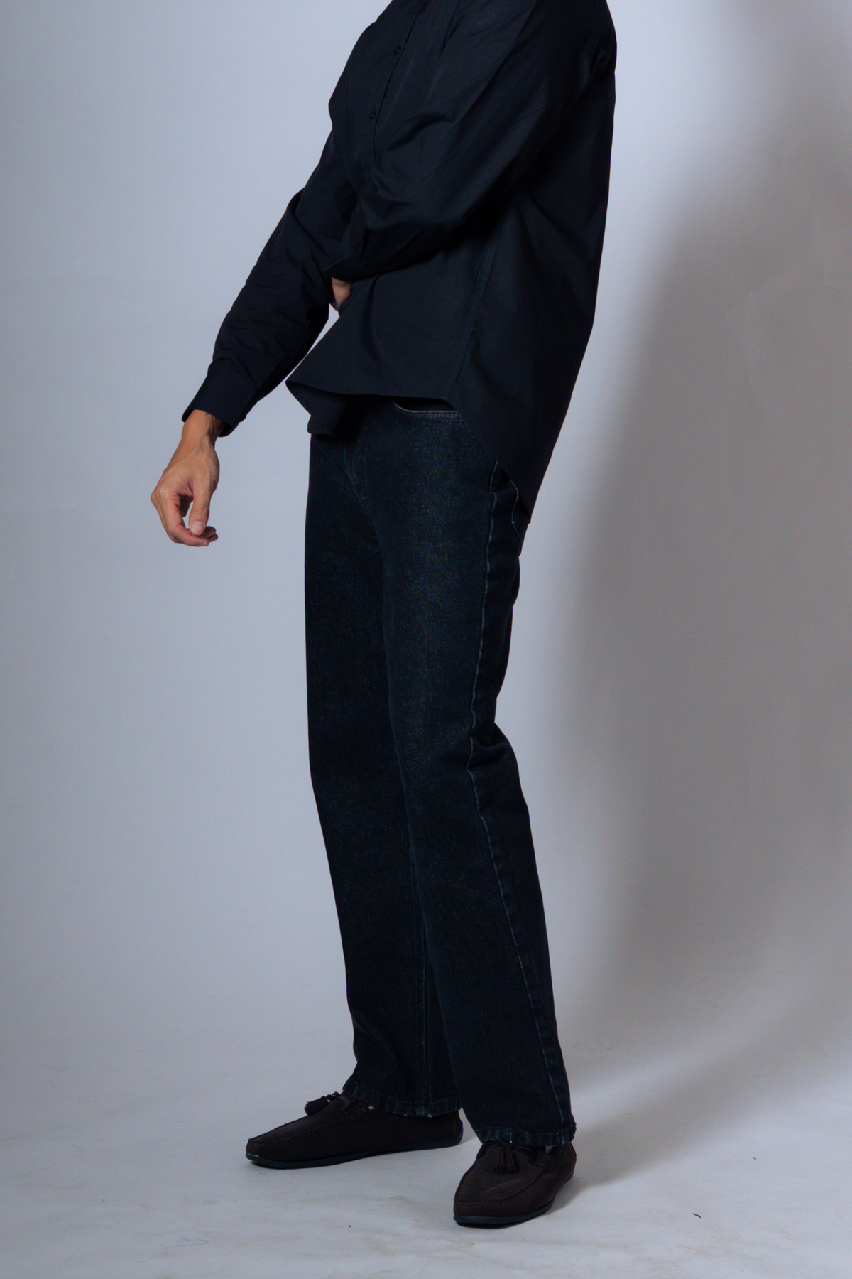 STUDIO straight cut jeans [black]