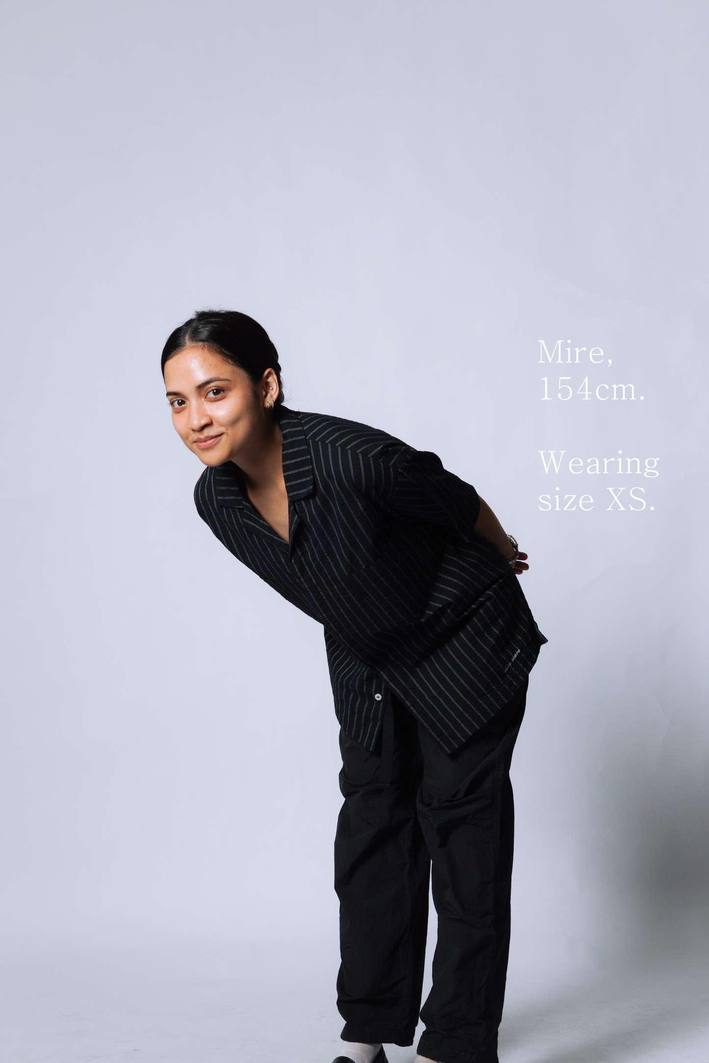 embroidered short-sleeve bowling shirt [seersucker black]