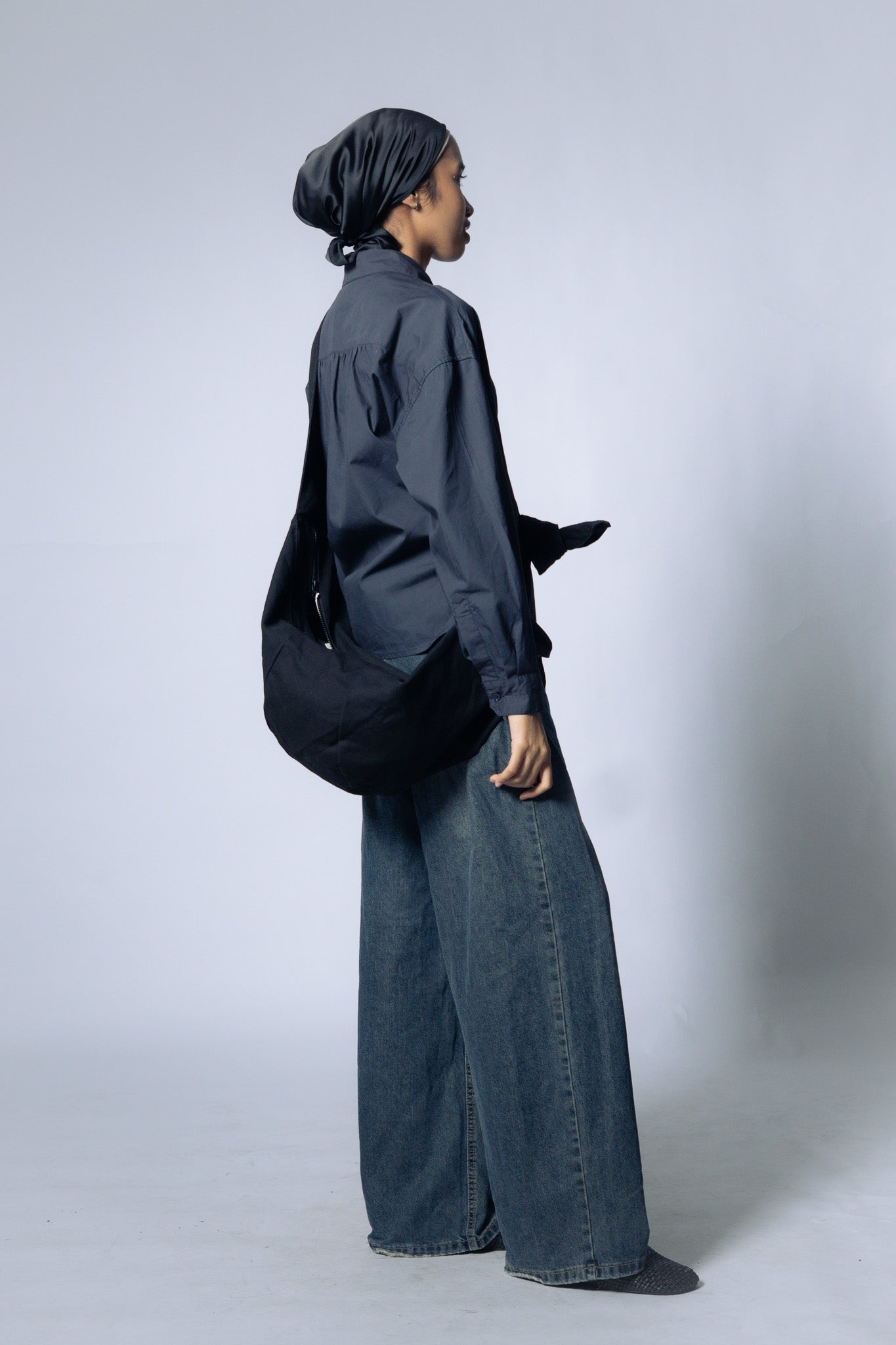 twisted shirt [naval blue poplin]