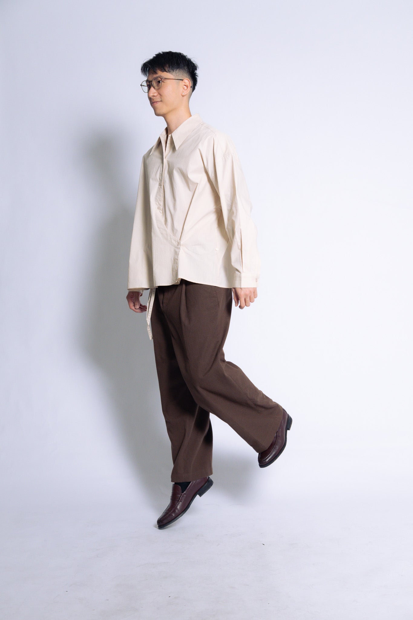 twisted shirt [beige poplin]