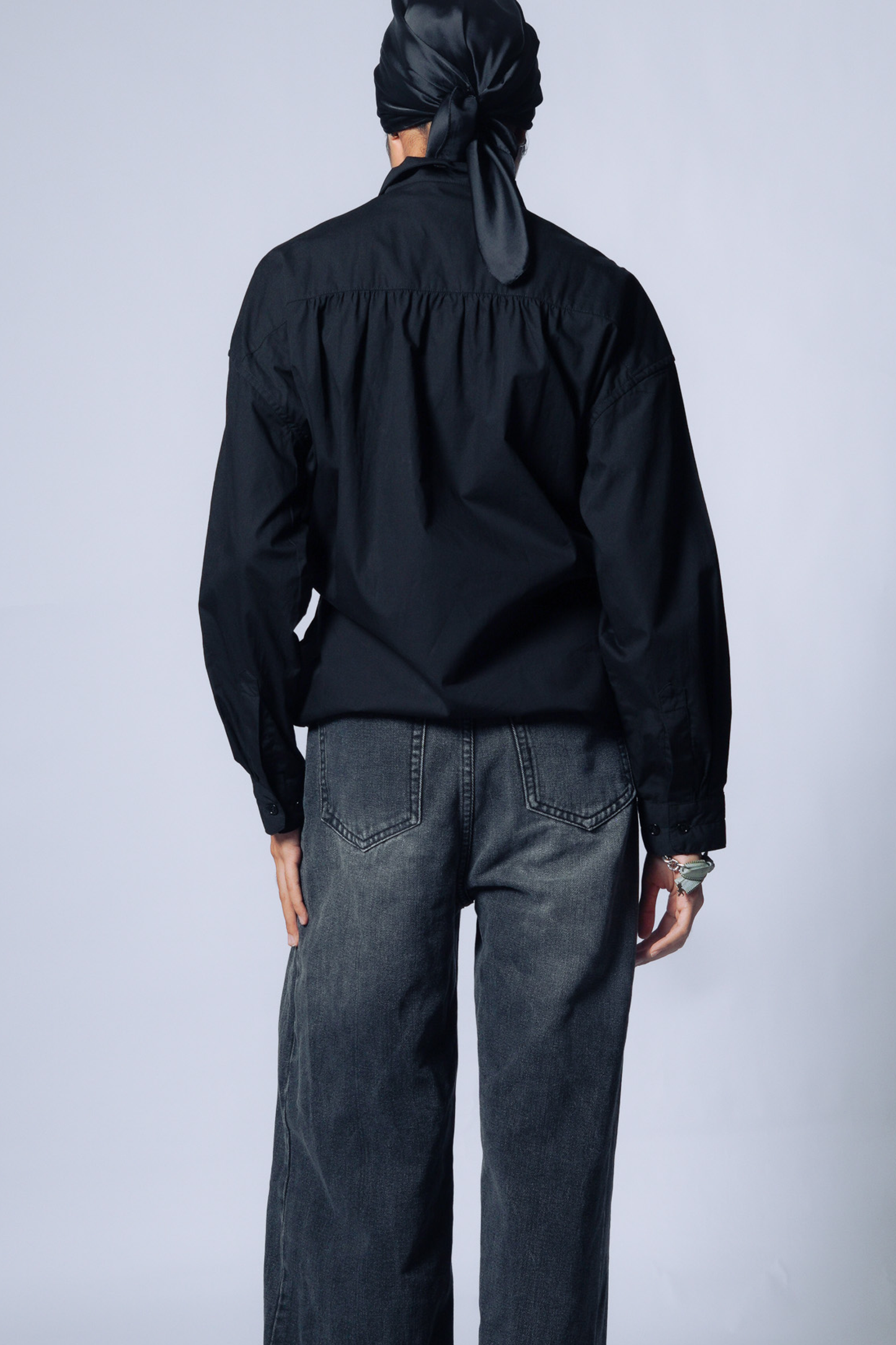 twisted shirt poplin [caviar poplin]