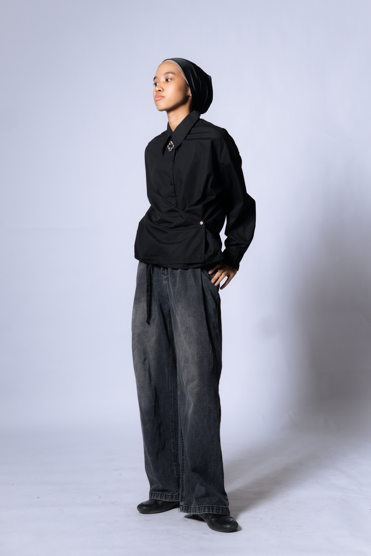 twisted shirt poplin [caviar poplin].