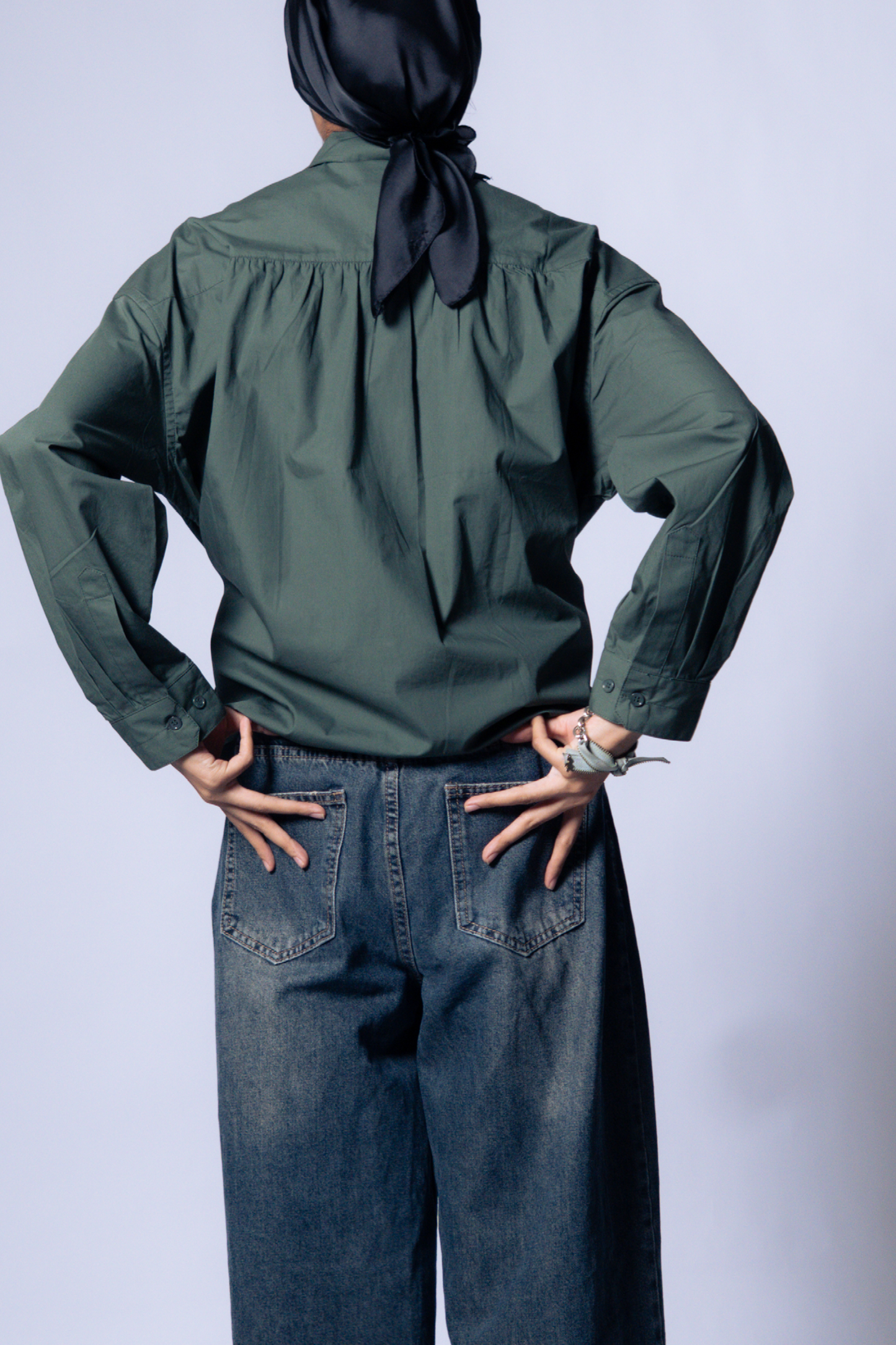 twisted shirt [viridian green poplin].