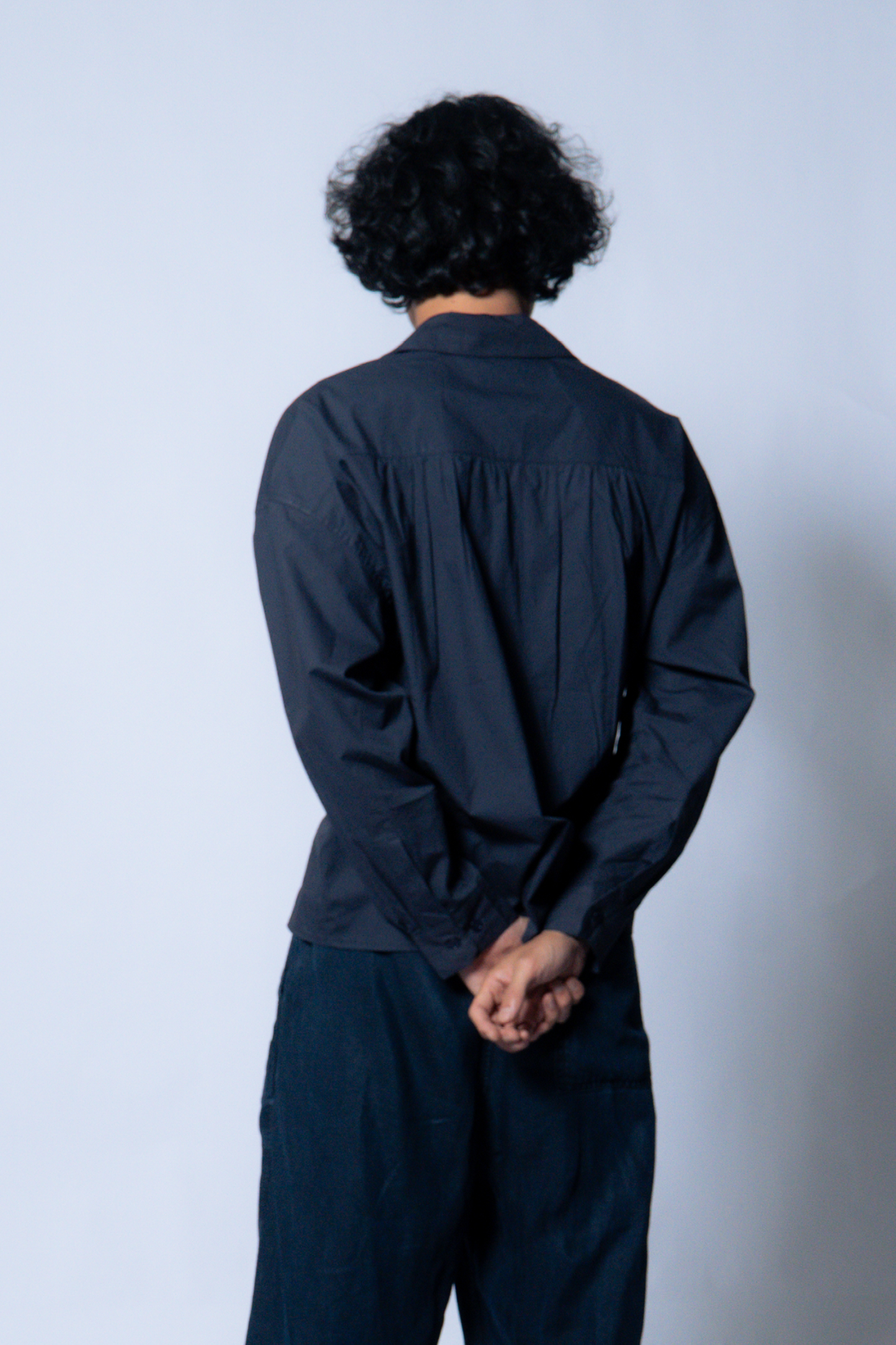 twisted shirt [naval blue poplin]